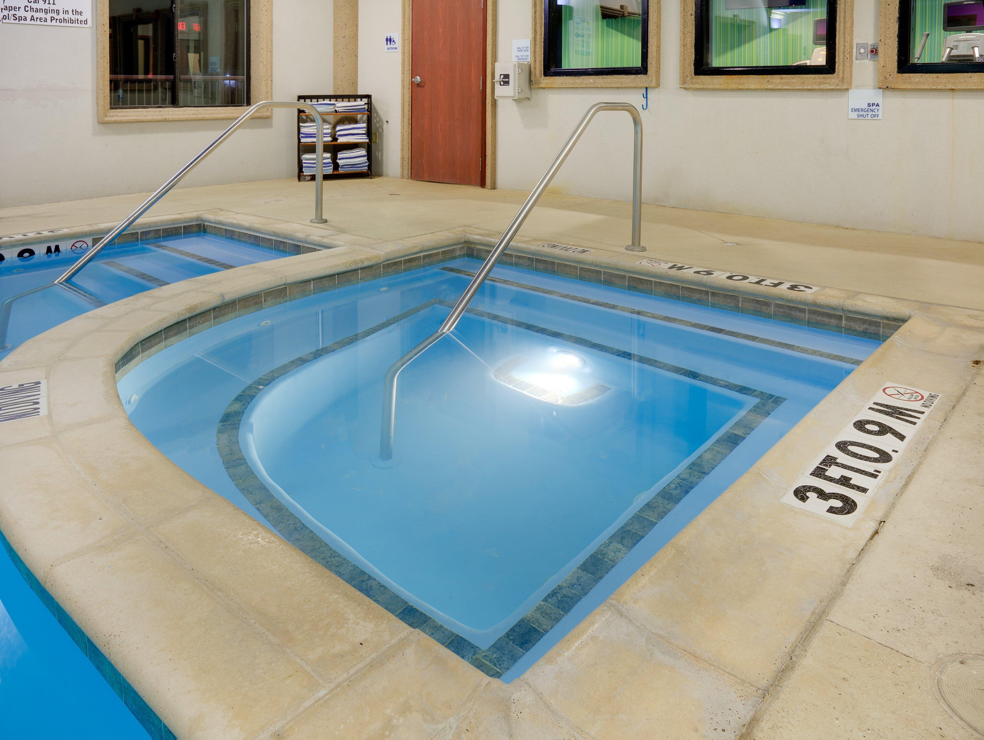 Holiday Inn Express Hotel & Suites Burleson - Fort Worth, An Ihg Hotel Exterior foto